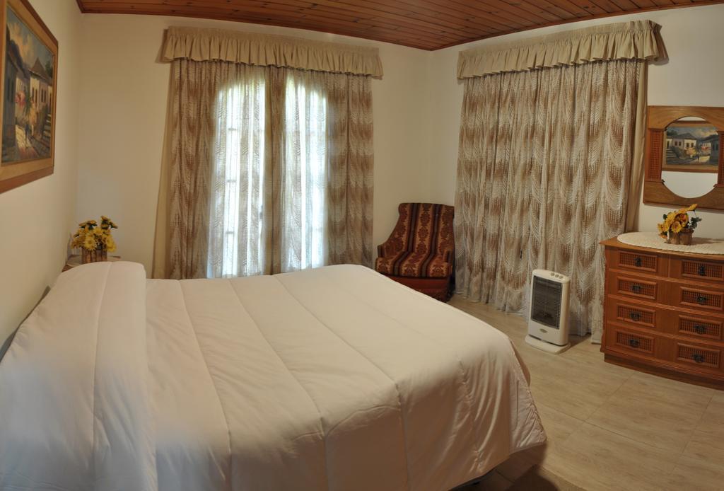 Hotel Vila Regina Campos do Jordao Ngoại thất bức ảnh