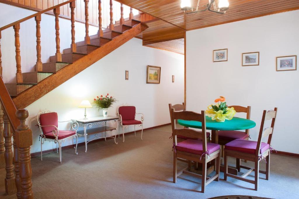 Hotel Vila Regina Campos do Jordao Ngoại thất bức ảnh